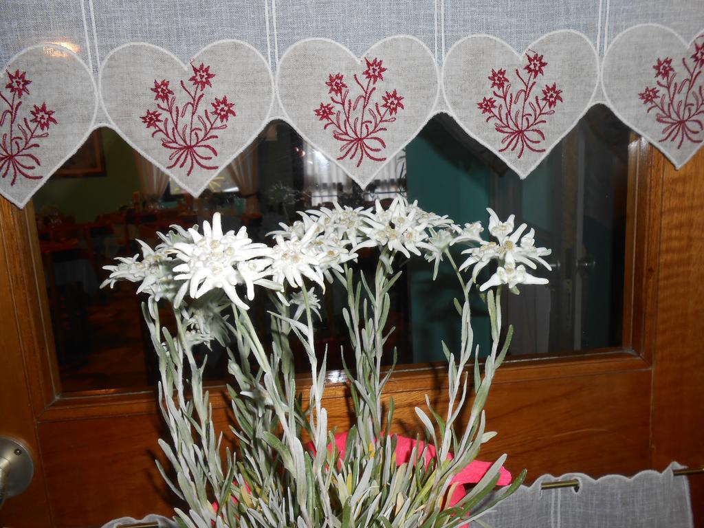 Albergo Genzianella Fiavè Camera foto