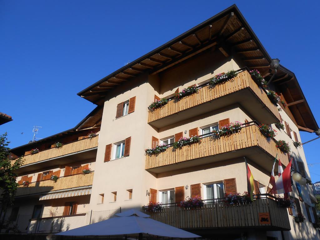 Albergo Genzianella Fiavè Esterno foto